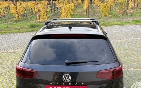 Volkswagen Passat B8 рестайлинг, 2020 год, 3 750 000 рублей, 16 фотография