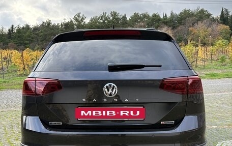 Volkswagen Passat B8 рестайлинг, 2020 год, 3 750 000 рублей, 17 фотография