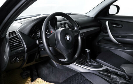 BMW 1 серия, 2010 год, 750 000 рублей, 15 фотография