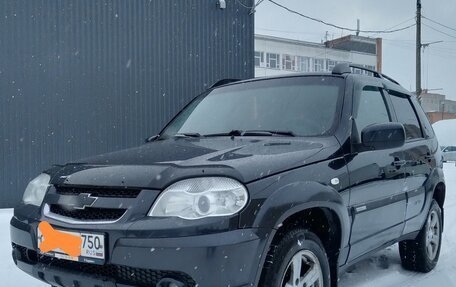 Chevrolet Niva I рестайлинг, 2015 год, 557 400 рублей, 2 фотография