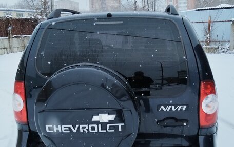 Chevrolet Niva I рестайлинг, 2015 год, 557 400 рублей, 4 фотография