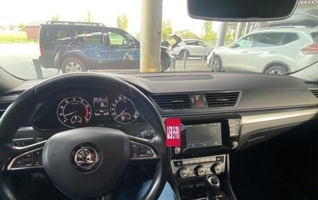 Skoda Superb III рестайлинг, 2015 год, 1 800 000 рублей, 7 фотография