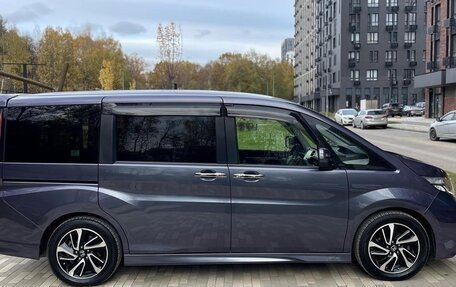 Honda Stepwgn IV, 2017 год, 1 840 000 рублей, 5 фотография