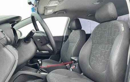 KIA Rio III рестайлинг, 2014 год, 1 079 000 рублей, 15 фотография