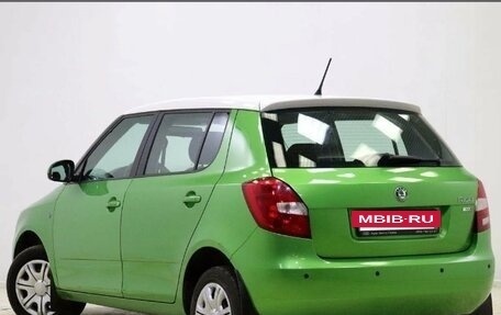 Skoda Fabia II, 2011 год, 450 000 рублей, 5 фотография