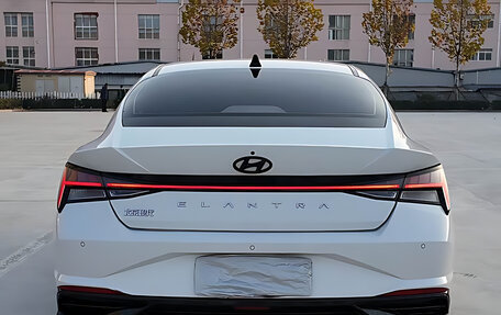 Hyundai Elantra, 2022 год, 1 590 000 рублей, 6 фотография