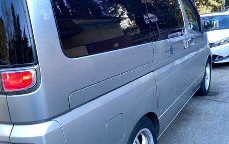 Nissan Elgrand III, 2005 год, 1 700 000 рублей, 4 фотография