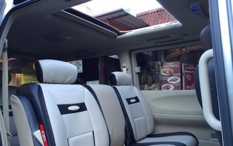 Nissan Elgrand III, 2005 год, 1 700 000 рублей, 8 фотография