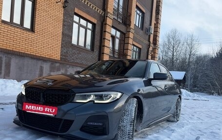 BMW 3 серия, 2019 год, 4 400 000 рублей, 2 фотография