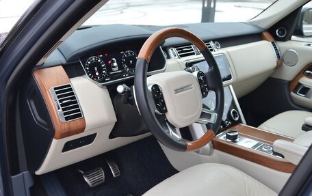Land Rover Range Rover IV рестайлинг, 2019 год, 8 450 000 рублей, 37 фотография