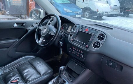 Volkswagen Tiguan I, 2011 год, 950 000 рублей, 12 фотография