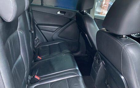 Volkswagen Tiguan I, 2011 год, 950 000 рублей, 15 фотография