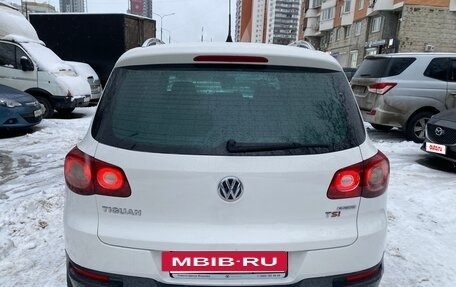 Volkswagen Tiguan I, 2011 год, 950 000 рублей, 6 фотография