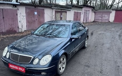 Mercedes-Benz E-Класс, 2002 год, 600 000 рублей, 1 фотография