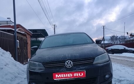 Volkswagen Jetta VI, 2012 год, 700 000 рублей, 1 фотография
