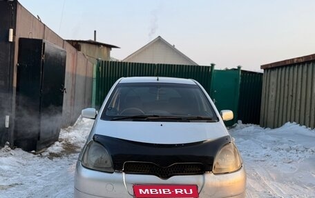 Toyota Vitz, 1999 год, 350 000 рублей, 1 фотография