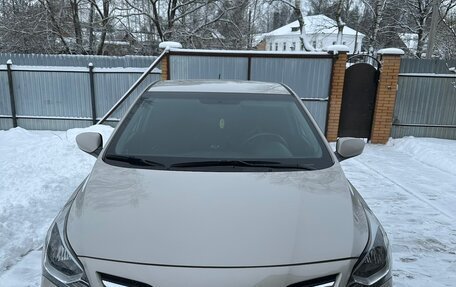 Hyundai Solaris II рестайлинг, 2015 год, 1 250 000 рублей, 7 фотография