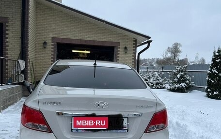 Hyundai Solaris II рестайлинг, 2015 год, 1 250 000 рублей, 9 фотография