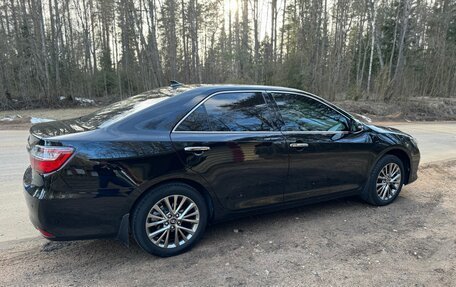 Toyota Camry, 2017 год, 2 470 000 рублей, 2 фотография