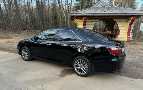 Toyota Camry, 2017 год, 2 470 000 рублей, 3 фотография