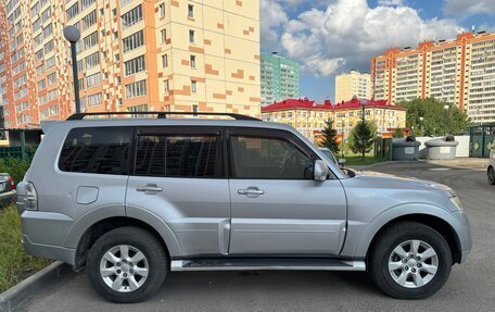 Mitsubishi Pajero IV, 2011 год, 2 550 000 рублей, 4 фотография