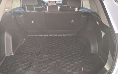 Toyota RAV4, 2021 год, 3 300 000 рублей, 6 фотография