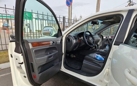 Volkswagen Touareg III, 2007 год, 1 100 000 рублей, 6 фотография