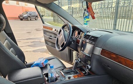 Volkswagen Touareg III, 2007 год, 1 100 000 рублей, 8 фотография