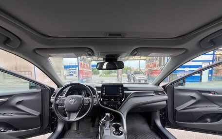 Toyota Camry, 2021 год, 3 150 000 рублей, 5 фотография