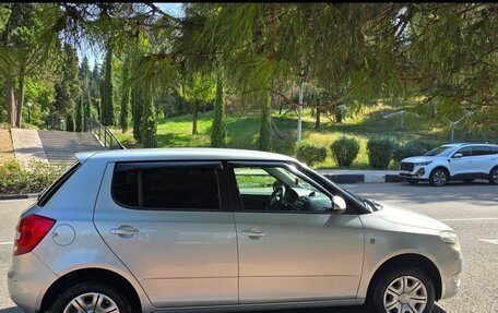 Skoda Fabia II, 2013 год, 650 000 рублей, 3 фотография