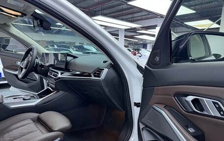 BMW 3 серия, 2024 год, 4 180 000 рублей, 16 фотография