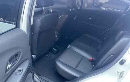 Honda Vezel, 2021 год, 1 790 000 рублей, 13 фотография