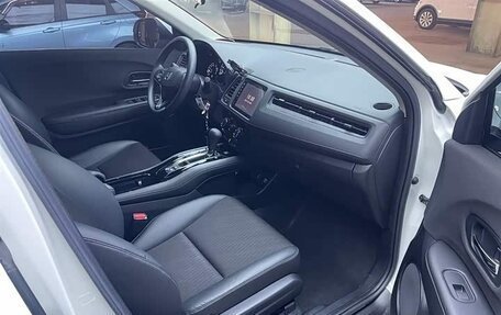 Honda Vezel, 2021 год, 1 790 000 рублей, 15 фотография