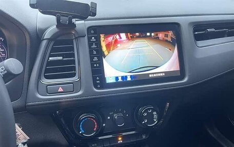 Honda Vezel, 2021 год, 1 790 000 рублей, 17 фотография