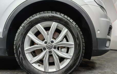 Volkswagen Tiguan II, 2018 год, 2 297 000 рублей, 9 фотография