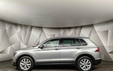 Volkswagen Tiguan II, 2018 год, 2 297 000 рублей, 5 фотография