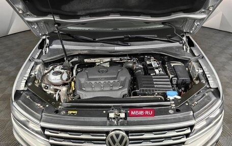 Volkswagen Tiguan II, 2018 год, 2 297 000 рублей, 11 фотография