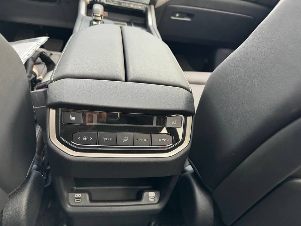 Lexus TX, 2026 год, 13 500 000 рублей, 10 фотография