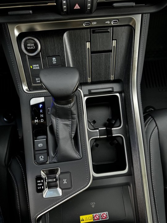 Lexus GX II рестайлинг 2, 2026 год, 17 500 000 рублей, 12 фотография