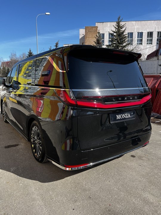 Lexus LM I, 2026 год, 23 000 000 рублей, 7 фотография