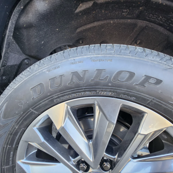 Toyota Land Cruiser Prado 150 рестайлинг 2, 2024 год, 13 000 000 рублей, 6 фотография