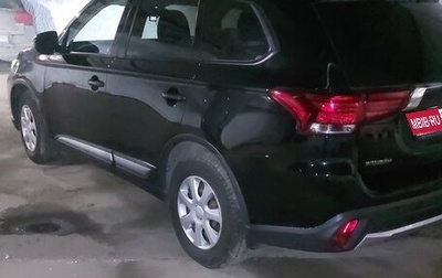 Mitsubishi Outlander III рестайлинг 3, 2017 год, 1 800 000 рублей, 1 фотография