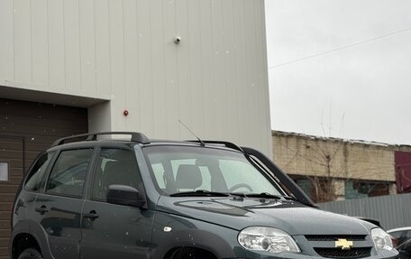 Chevrolet Niva I рестайлинг, 2018 год, 920 000 рублей, 1 фотография