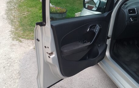 Volkswagen Polo VI (EU Market), 2014 год, 850 000 рублей, 10 фотография