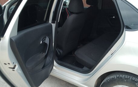 Volkswagen Polo VI (EU Market), 2014 год, 850 000 рублей, 8 фотография