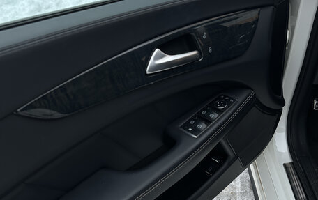 Mercedes-Benz CLS, 2015 год, 2 700 000 рублей, 9 фотография