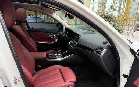 BMW 3 серия, 2022 год, 3 150 000 рублей, 9 фотография