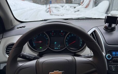 Chevrolet Cruze II, 2012 год, 750 000 рублей, 9 фотография