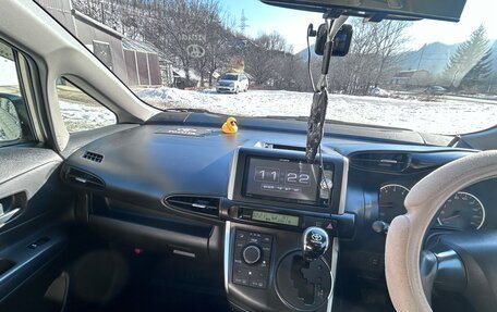 Toyota Wish II, 2015 год, 1 450 000 рублей, 7 фотография