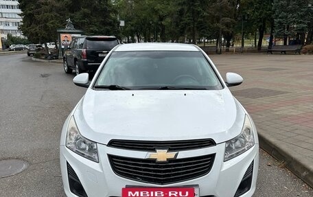 Chevrolet Cruze II, 2013 год, 825 000 рублей, 2 фотография